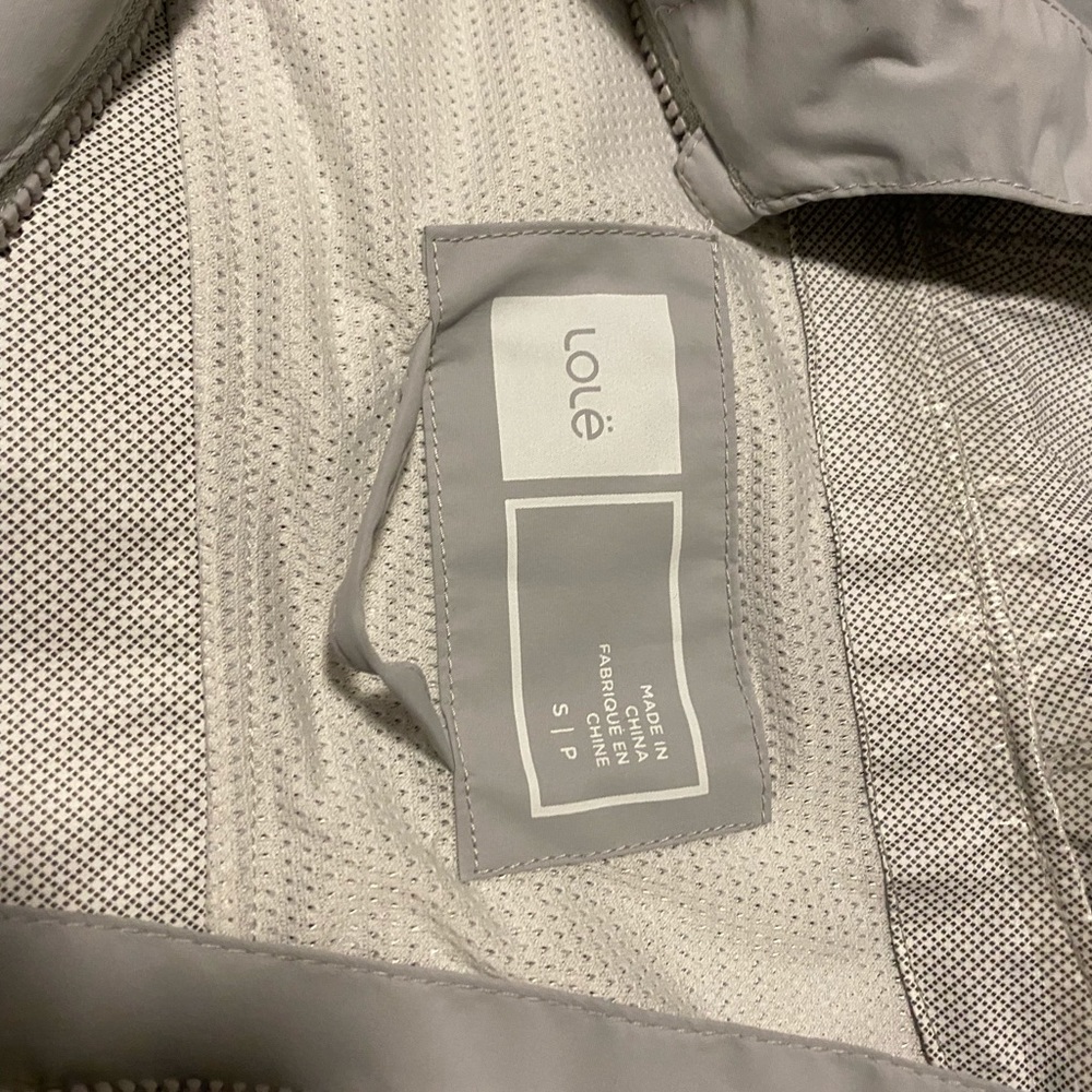 Lole NWOT rain shell - Picture 6 of 7